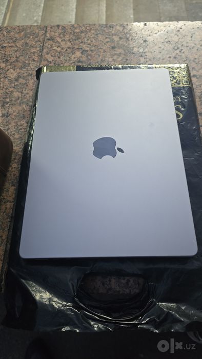 Macbook pro m3 8/1tb
