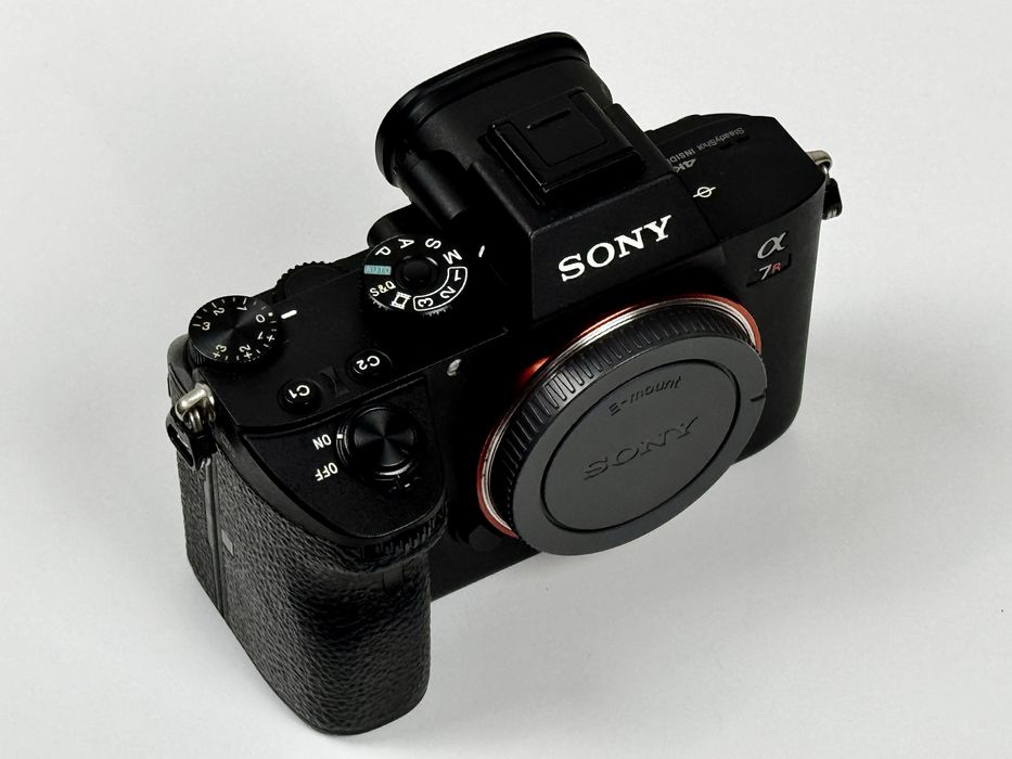 Sony a7R IIIA 42Mpx, impecabil