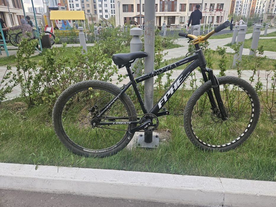 Велосипед. Street MTB.