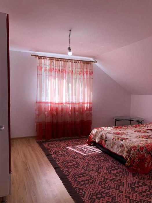 Vând Casa locuibila și teren intravilan(1000 mp)