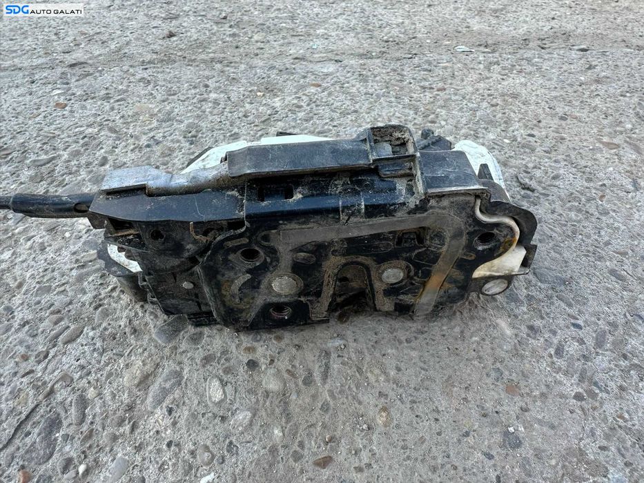 Broasca Incuietoare Usa Portiera Stanga Spate 7 Pini Volkswagen Golf 6 2008 - 2013 Cod 5K4839015R [C8964]