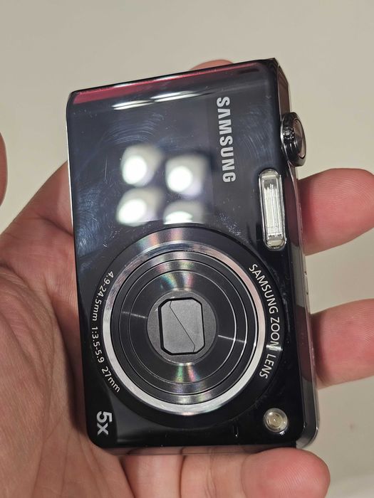 Aparat foto digital compact Samsung PL150 Dual Screen 12.4 MP 5xZoom