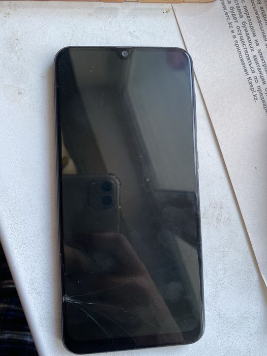 Самсунг А30.