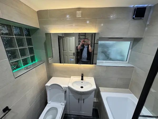 Executăm lucrări de construcții – interior & exterior