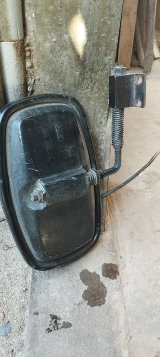 Продам зеркало наружное