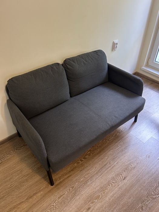 Двуместен диван / IKEA GLOSTAD / сив