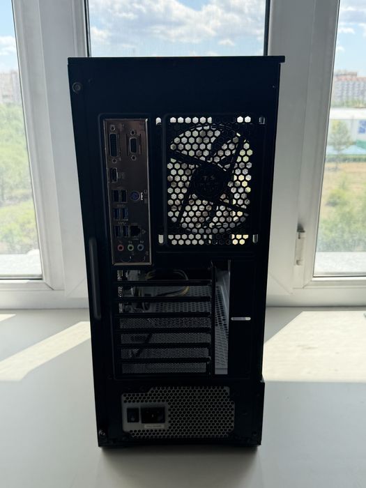 Msi Mag Forge 111R