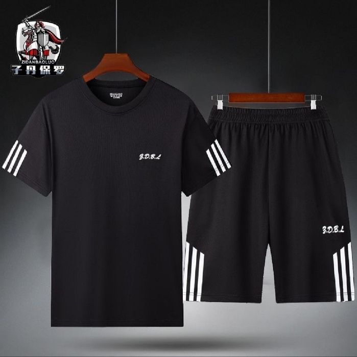 Futbolka va shortik Xitoydan keladi