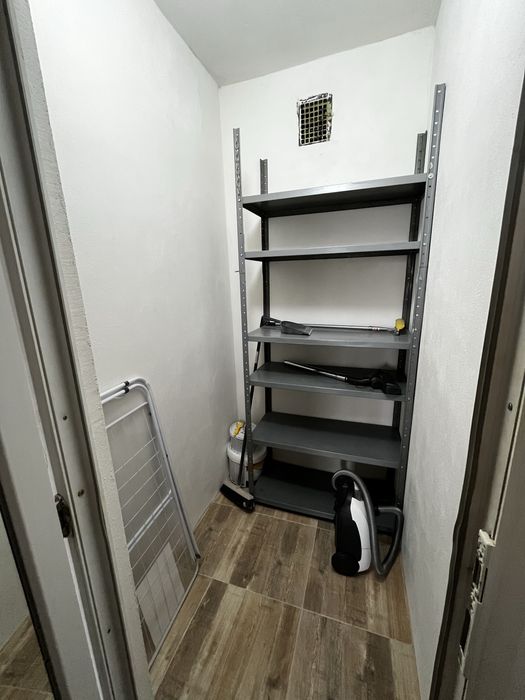 Inchiriez apartament