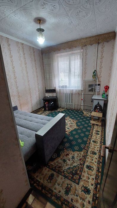 Продается 4х комнатная квартира на 2 ом  этаже в районе горгаз