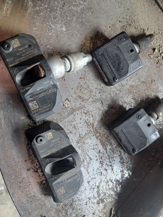 4бр. TPMS сензори Пежо Ситроен датчици налягане гуми Peugeot Citroen
