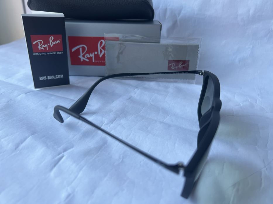 Ochelari de soare RAY BAN 4187 Chris Polarizati Noi