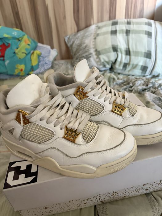 Jordan 4 metalic gold 42.5