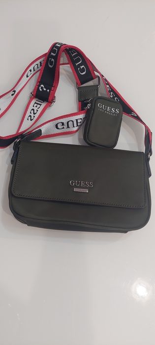 Дамска чанта Guess