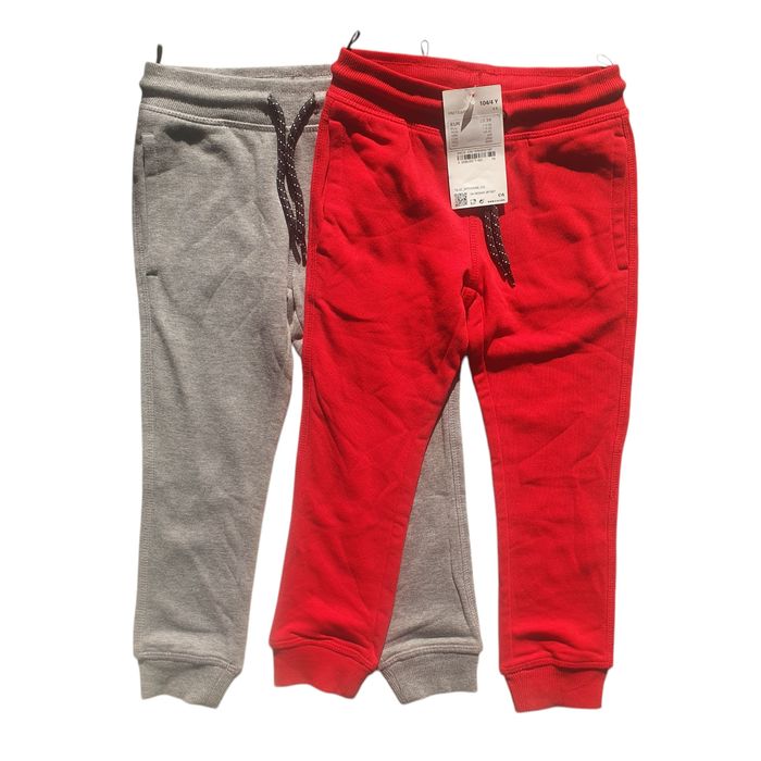 Pantaloni 4 ani trening noi 104, roșu și gri, C&A grosi, baieti, fete
