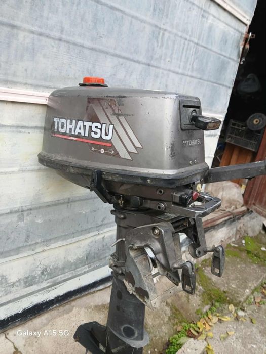 Бензинов мотор за лодка-Tohatsu