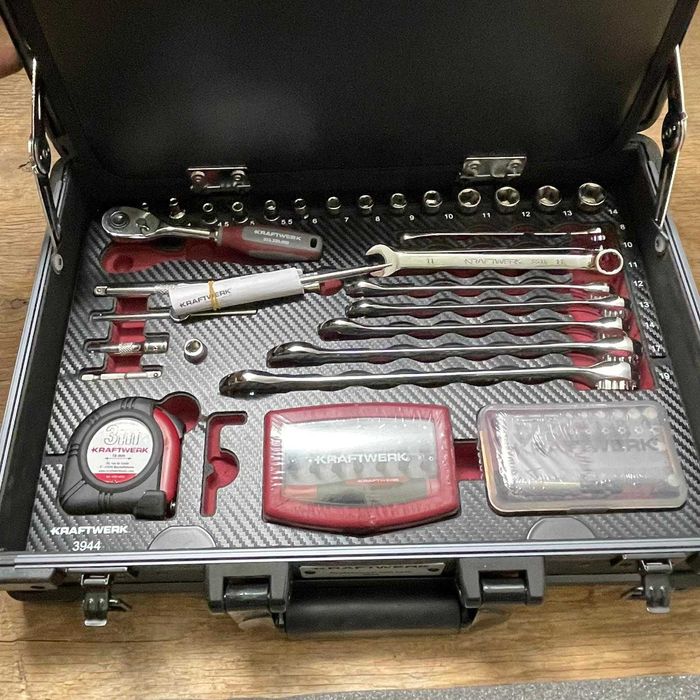 Trusă scule profesională KRAFTWERK 123 piese (Art. 3944)