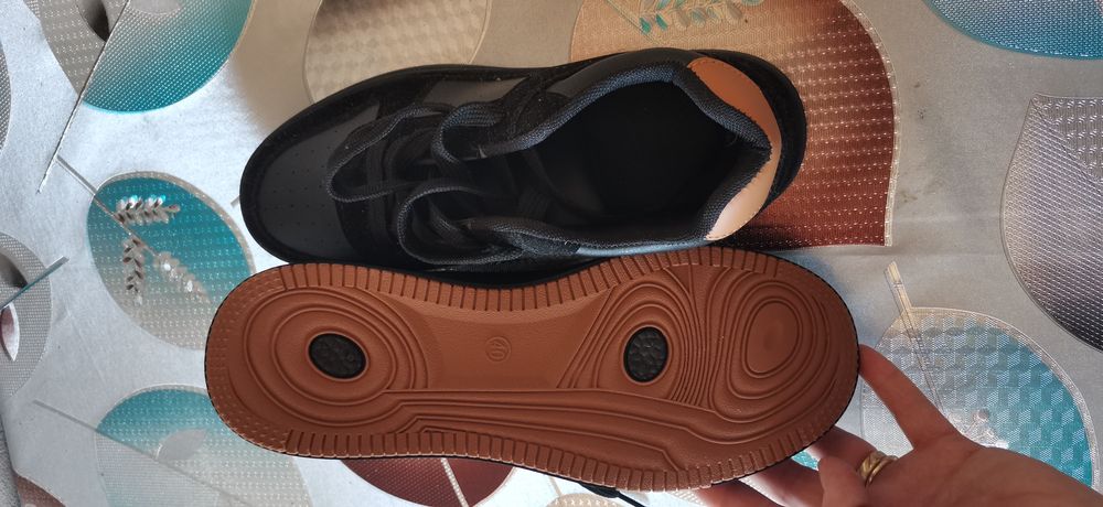 Vand Adidasi unisex