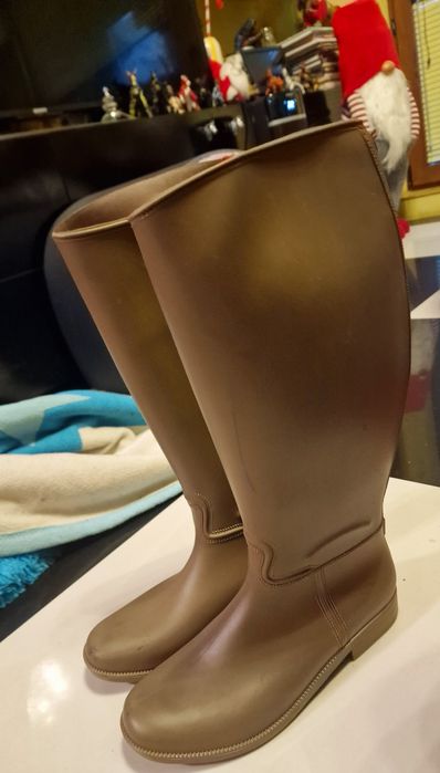 Гумени ботуши с цип