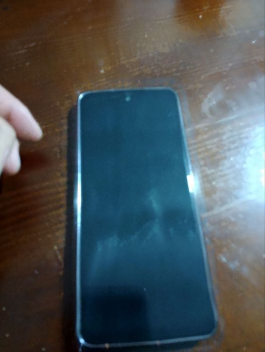 Tel sotiladi. Infinix Hot 50