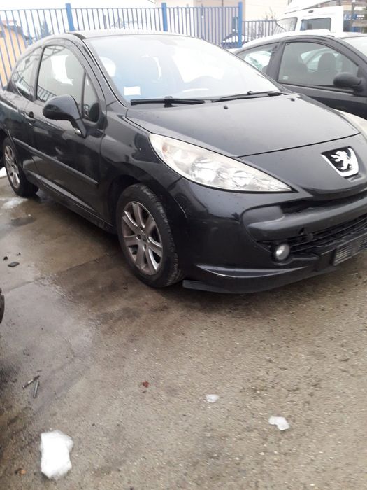 Пежо 207 1.6 hdi на части