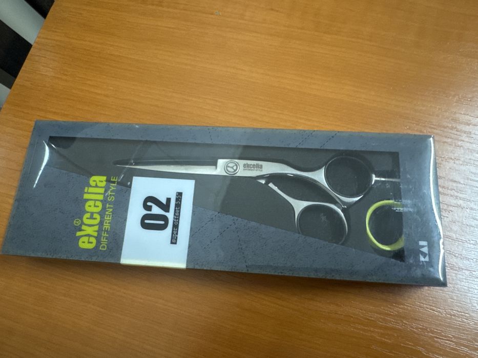 Foarfeca de tuns frizerie