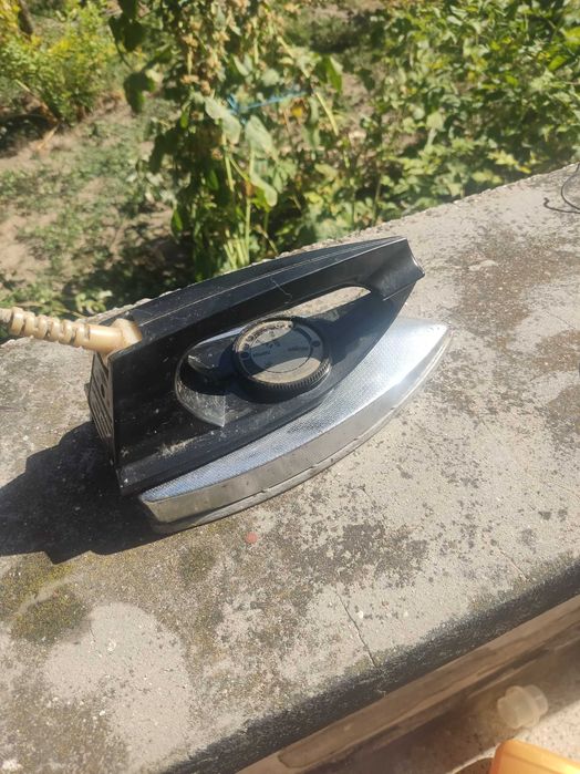 Стара ретро ютия (2) (работи)