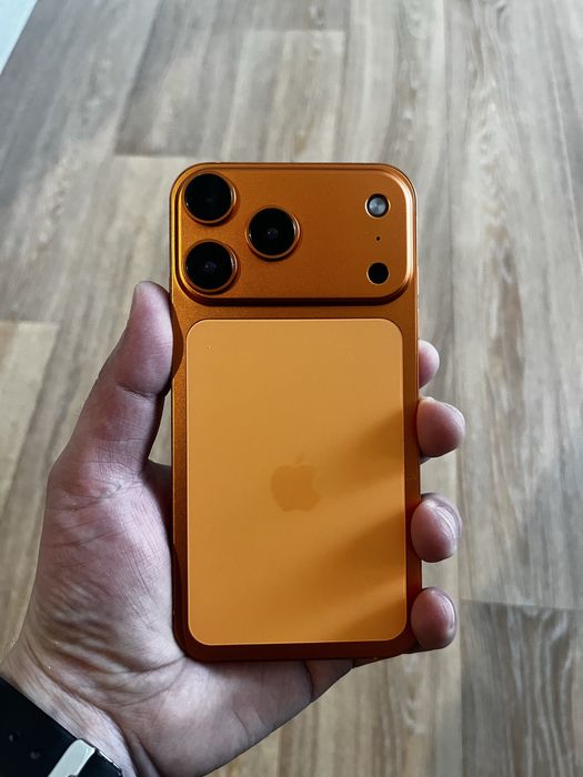 Iphone XR 256gb, в корпусе 17