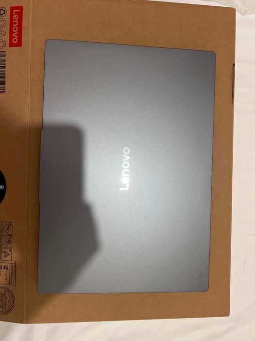 *Нов(в гаранция)* Лаптоп LENOVO IdeaPad Slim 3 15ARP10 83K700CRBM 15.3 "