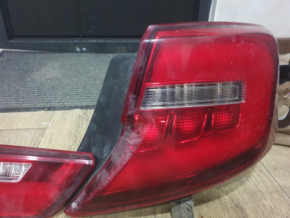 Задний фонарь на камри 50