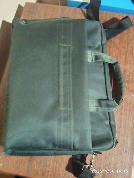 Somka notebook uchun zaryatchigini qoshib beraman