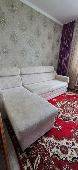 Пррдам диван и шкаф платильный