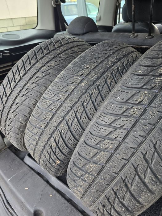 Nokian 225/65 r17 зимни дот3620