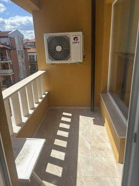 Двустаен апартамент в Сарафово