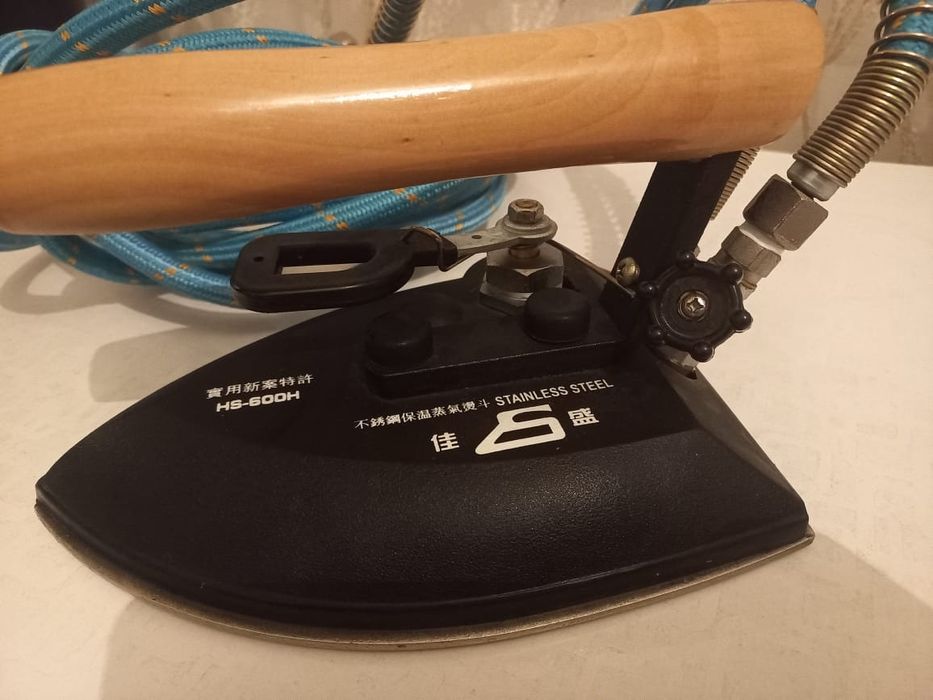 Парогенератор утюг