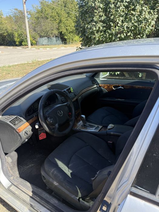Mercedes e class e270 2.7 cdi на части