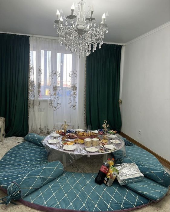 Корпешки в комплекте с подушками конфетками.