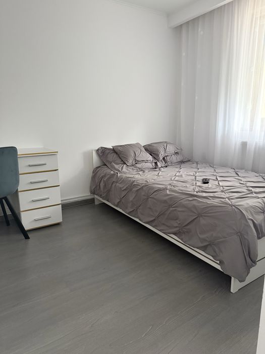 Apartament 2 camere semidecomandat de închiriat