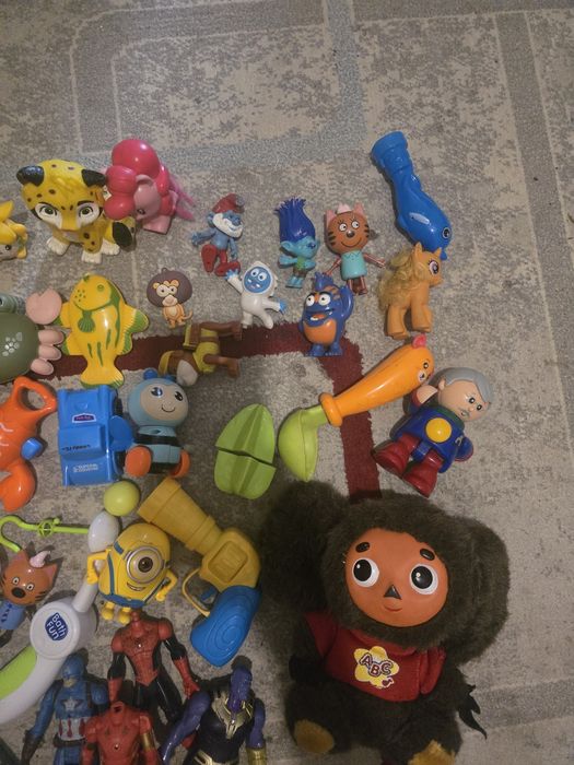 Продам игрушки для малыша