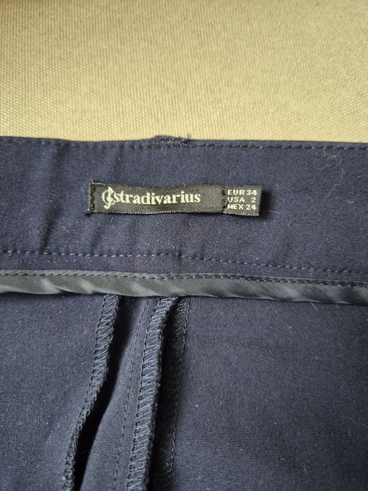 Син чино панталон stradivarius, размер 34