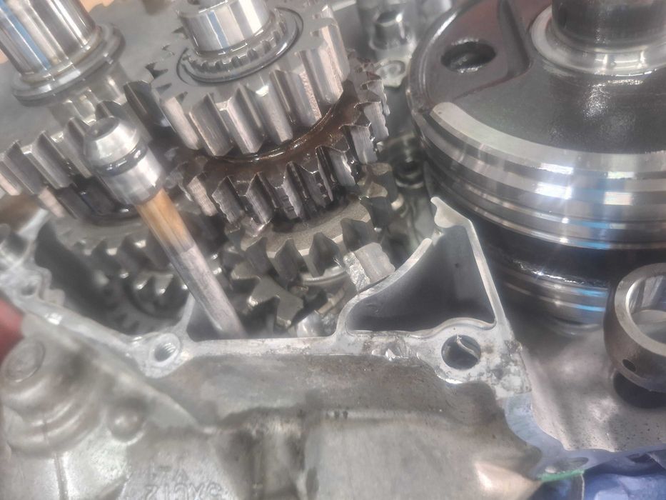 Repar motociclete, scutere, ATV, drujbe, motocultoare, cositori