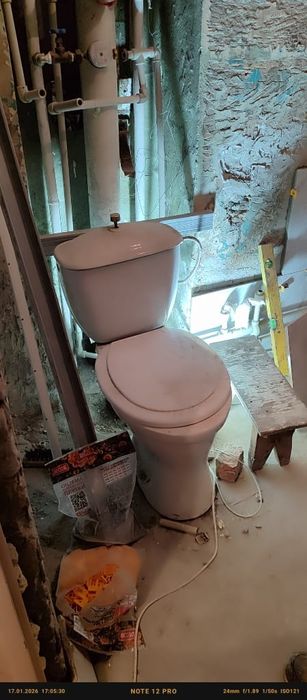 Продам туалет бу