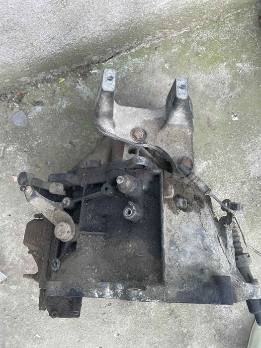 Cutie viteze peugeout 407