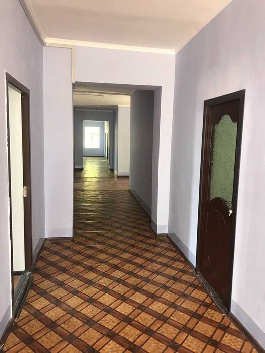 tadbirkorlik uchun binolari bn 4,5 gektar maydonga ega ko'chmas mulk