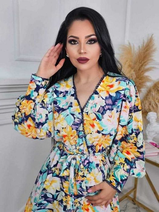 Рокля флорален принт