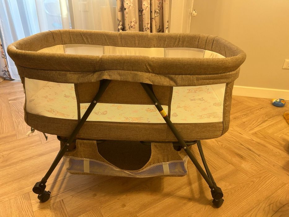 Patut bebelusi nou nascut pliabil