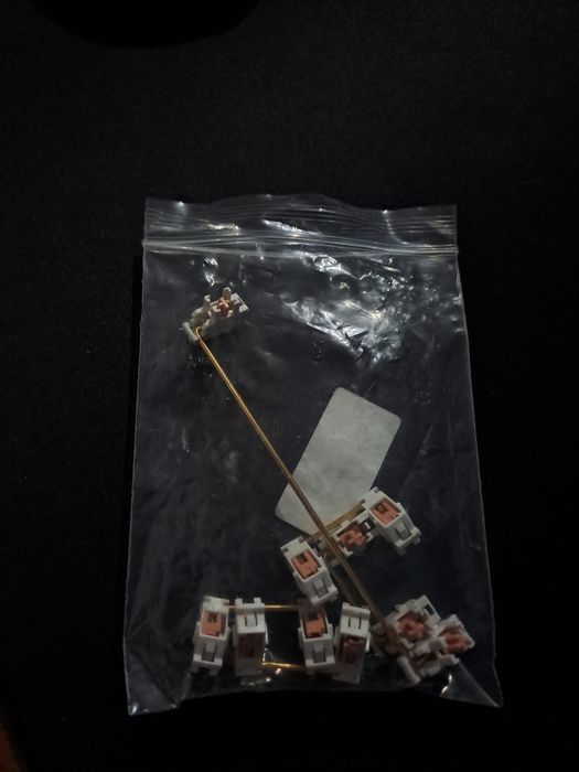 Стабилизаторы для клавиш : del , space , shift