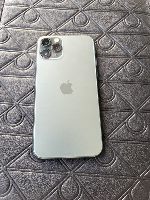 продавам Iphone 11 pro -64 gb