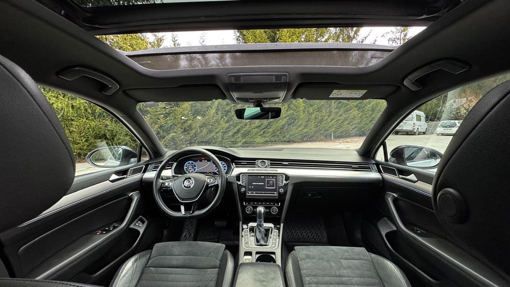 Volkswagen Passat//B8//GTE//AN 2016//PANORAMIC