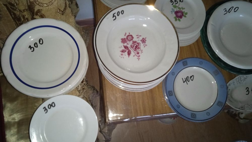 Продам посуду советскую(фарфор, керамика)чешскую